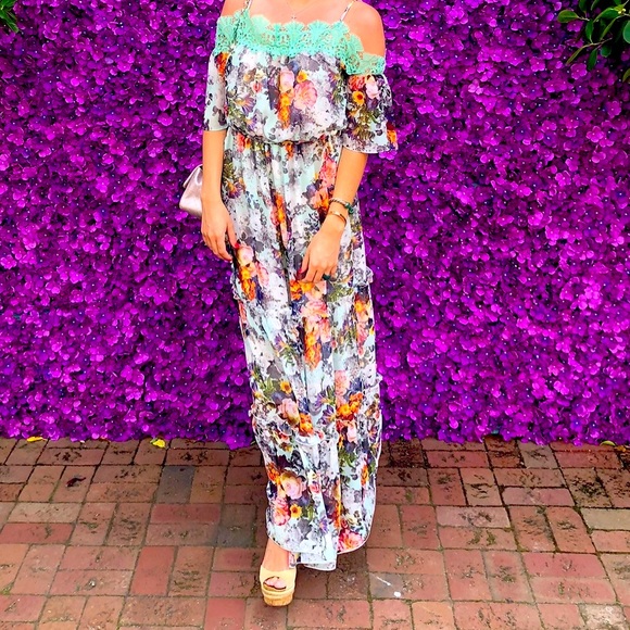 Floral maxi dress orig 395 fits like size 0/2 - Picture 1 of 4